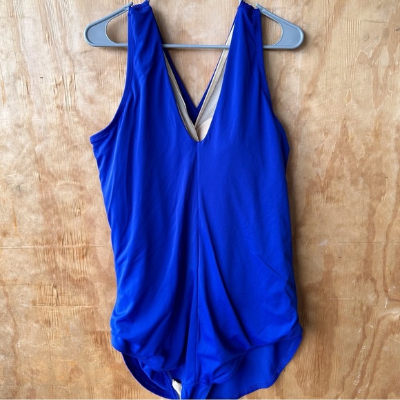 Swimsuits for All Blue V-Neck Ruched Skirted Swimsuit Blue - Picture 3 of 13